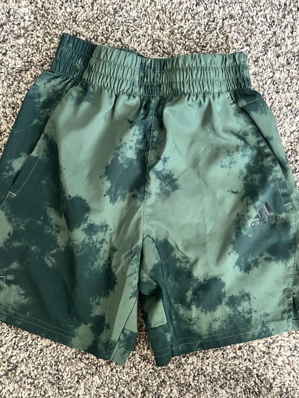 Boys adidas Green Tie-Dye Athletic Shorts, Size XS (7)